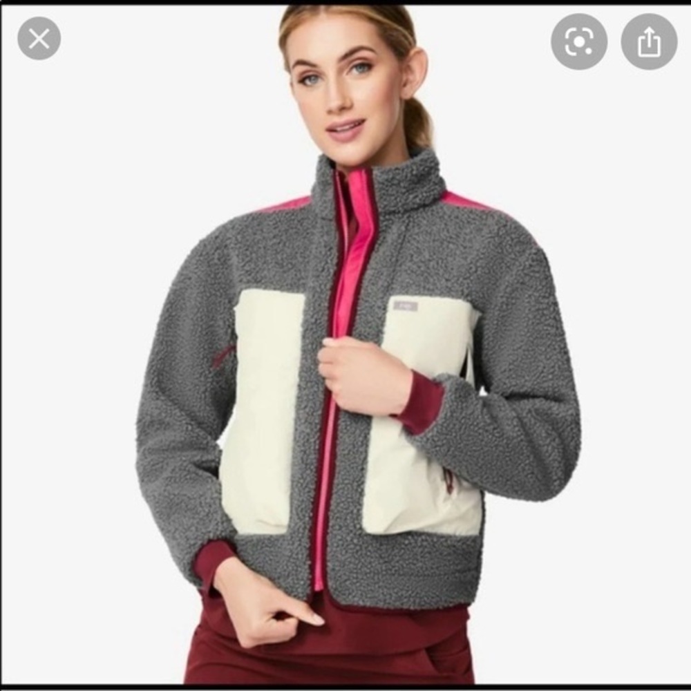 Figs selwyn sherpa jacket